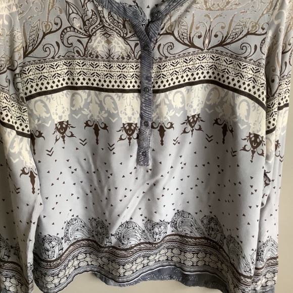 CREAM Blouse. Long Sleeve Blouse. Boho grey neutral pattern - Picture 3 of 10
